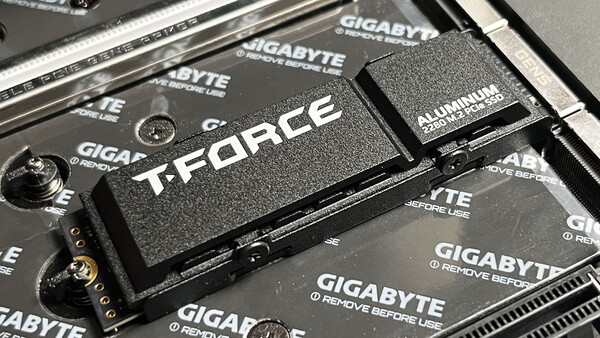 TeamGroup T-Force G70 Pro 4TB M2 PCIe 40 x4 SSD