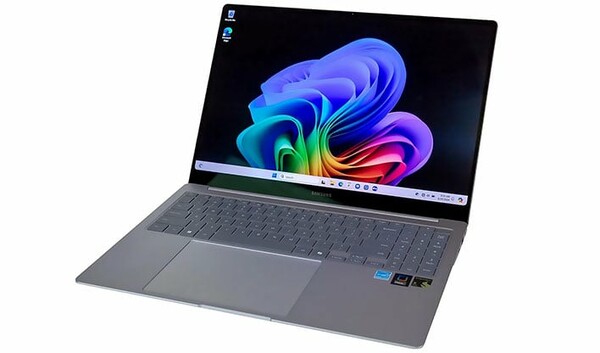 Samsung Galaxy Book4 Edge