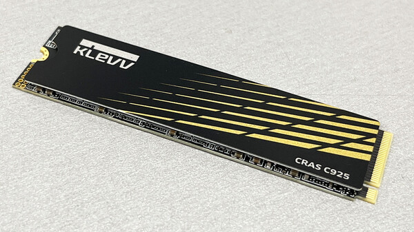 Klevv Cras C925 2TB NVMe M2 PCIe 40 SSD