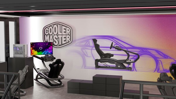 Cooler Master Dyn X Rennsimulator auf ADAC Simracing Expo 2024