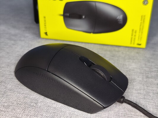 Corsair M55 Lightweight Mouse