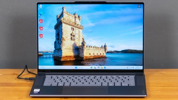 Lenovo Yoga Slim 7i Gen 9 Aura