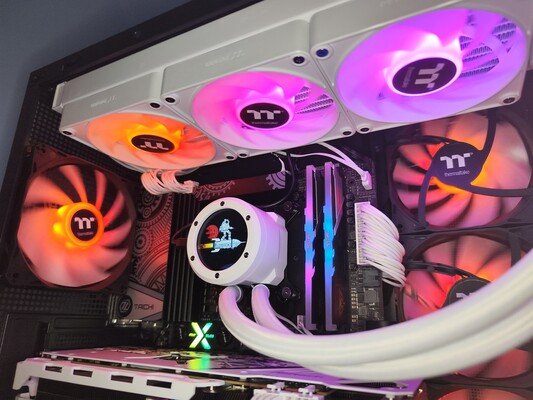 Thermaltake TH360 V2 Ultra EX ARGB Sync Snow Edition AIO